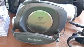 Panasonic DVD video camera with case, battery and charger, 5 DVD's and connectors.