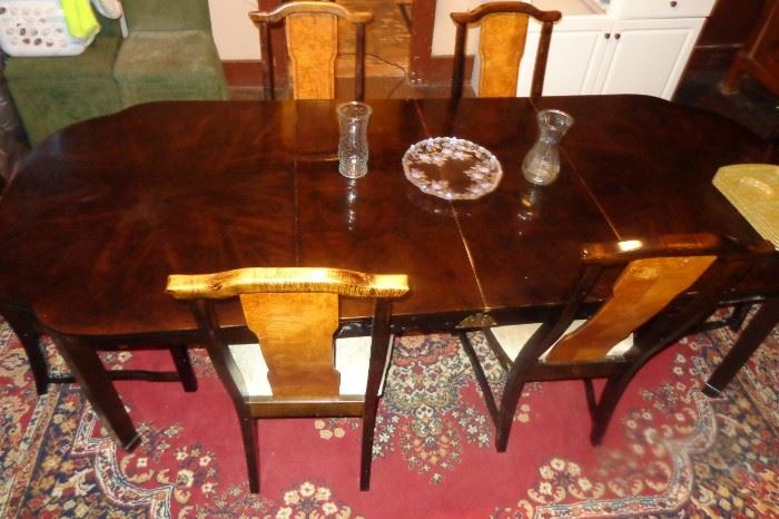 Antique Dinning Table & 6 Chairs