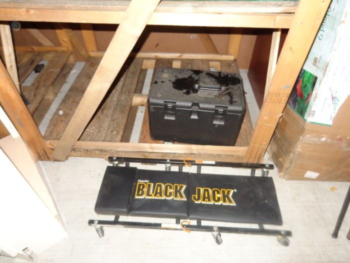 Black Jack Crawler, Tool Box