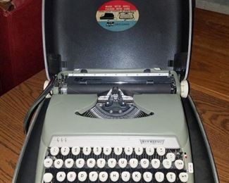 Vintage Smith Corona Sterling portable electric typewriter