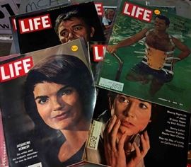 Vintage LIFE Magazines
