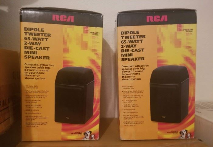 2 RCA PRO-LX55 Dipole Tweeter 65-Watt 2-Way Die-cast Mini Speakers