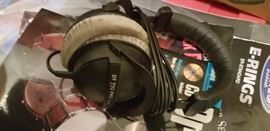 Beyerdynamic DT 770 Pro Limited-Edition Professional Studio Headphones 80 Ohm
