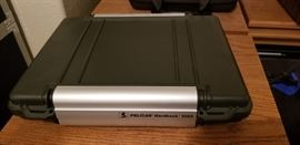 Pelican Hardback 1090