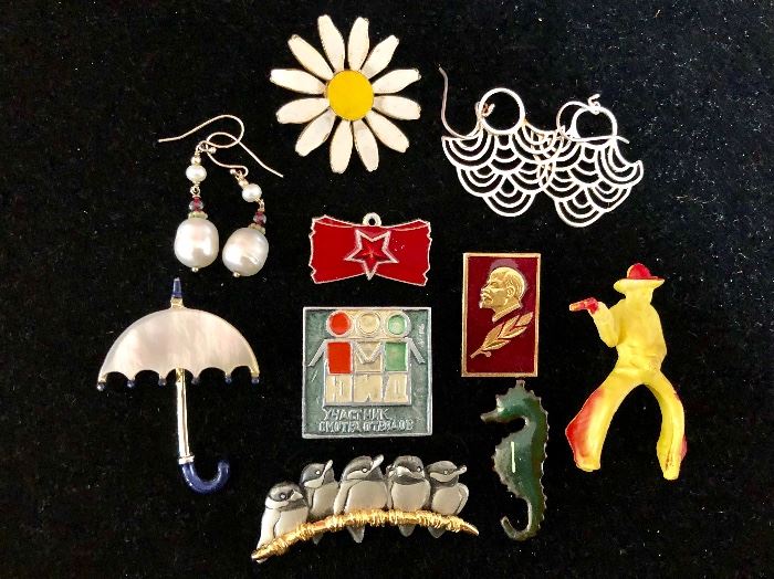 Pins, Russian, Daisy and more