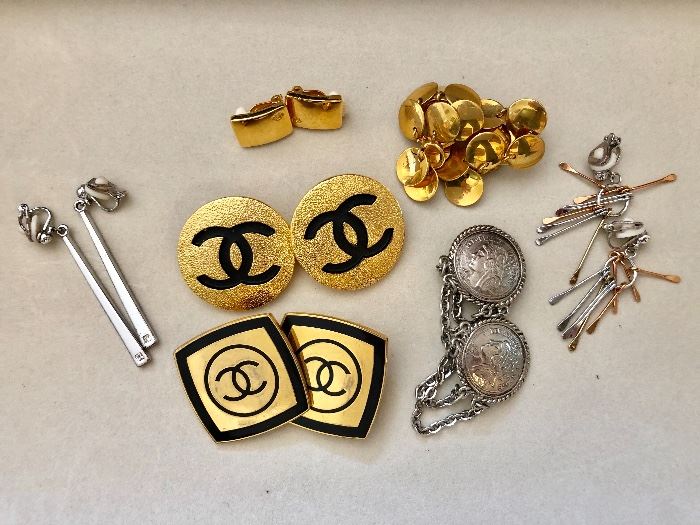 Clip earrings of all kinds