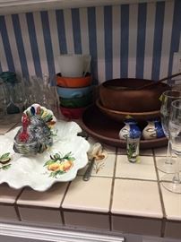 Assorted Kitchen Items