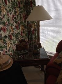 Rattan Glass Top End Table, Jim Shore Noah's Ark, Decor