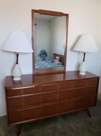 MCM dresser with mirror - excellent condition!