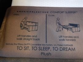 AMERICAN LEATHER COMFORT SLEEPER
