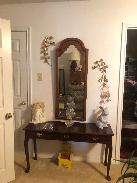 Sofa Table Has SOLD!