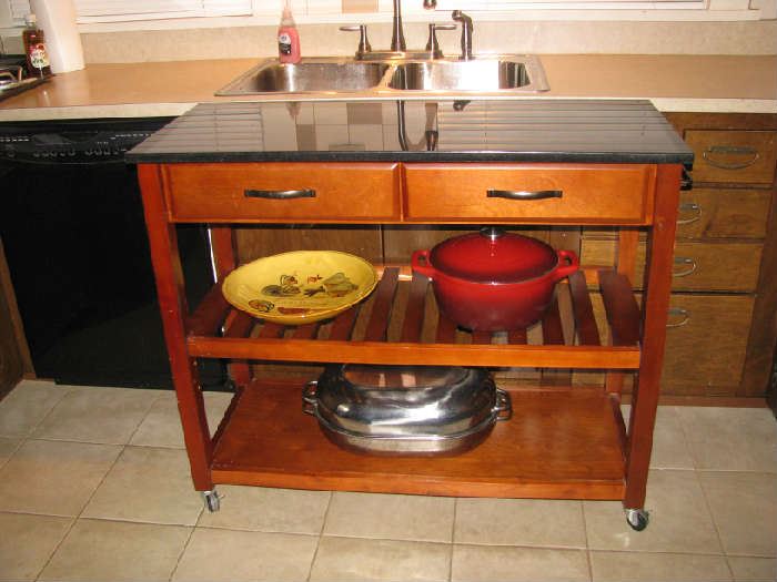 Mobile kitchen island with granite top