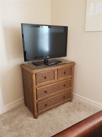 wicker bedroom furniture (TV sold!)