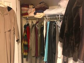 Lots of nice clothing women's size L and XL