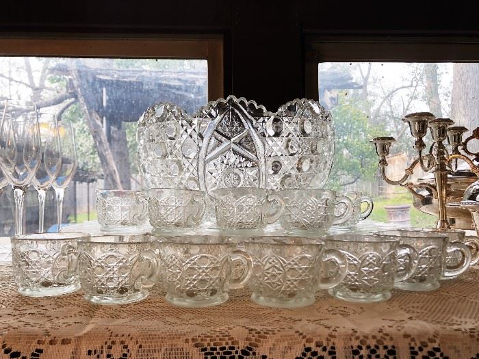 Punch bowl and cups set