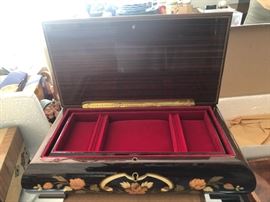 Sorrento Specialties Jewelry Box