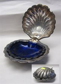 ENGLISH SILVER PLATED CALM HINGED DISH WITH COBALT GLASS
