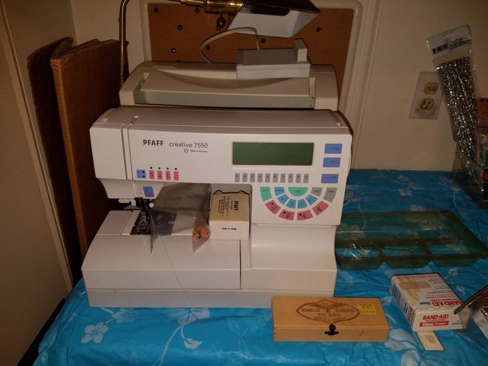 Pfaff 7550 sewing machine