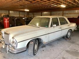 1967 Mercedes 250s
