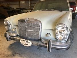 1967 Mercedes 250s