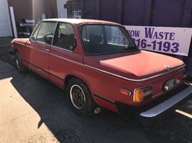 1974 BMW 2002tii with additional parts (including muffler, exhaust and inner fender