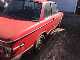 1974 BMW 2002tii with additional parts (including muffler, exhaust and inner fender