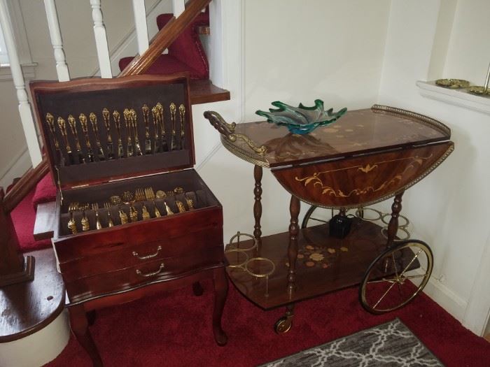 Inlaid tea cart (Italy), Gold plated flatware in chest