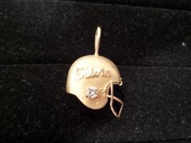 gold w/ diamond gator pendant