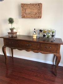 Side /entry table /sofa table $125.00