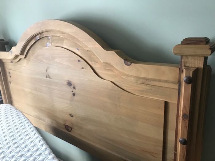 Queen rustic pine bed, mattress and boxsprings