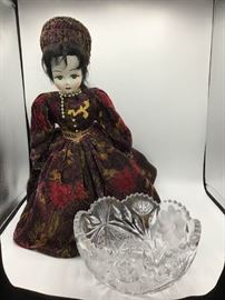 Spanish Doll with Lead Crystal Bowl https://ctbids.com/#!/description/share/108212
