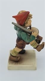 Hummel "Volunteers" figurine
