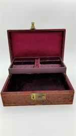 Vintage jewelry box
