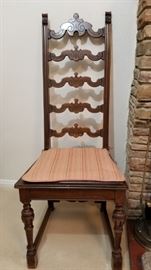 Very nice dining chair