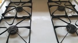 Frigidaire 4 burner gas range and oven