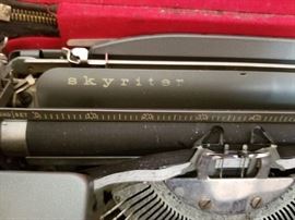 Vintage Smith Corona Skyriter portable typewriter