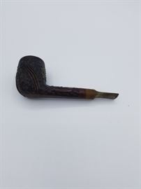 Collection of vintage tobacco pipes