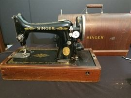1929 Singer sewing machine model 99. Serial number AC511201. With case.