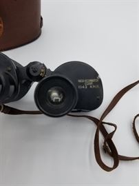 Nash Kelvinator M3 6X30 binoculars 1943. Made for the war effort.