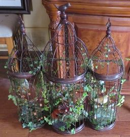 Decorative birdcage