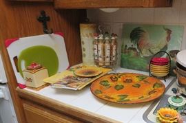 Roosters and sunflowers for the kitchen