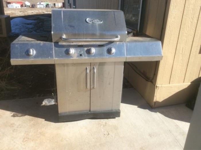 CharBroil Red Grill