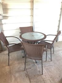 Patio Set Round Table with 4 Chairs