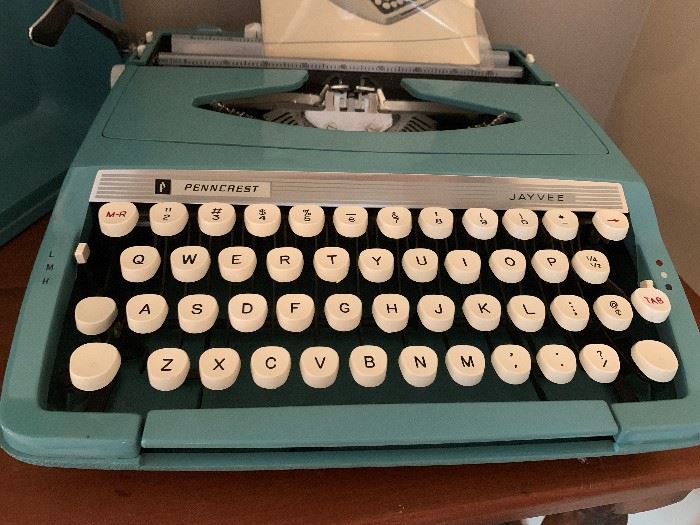 Vintage Penncrest Jayvee Turquoise Portable Typewriter