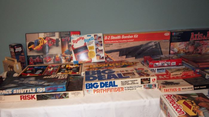 Vintage Legos (MIB), Board Games, Electronics, and model kits