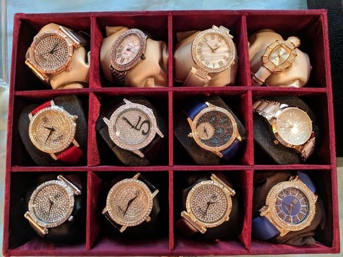 SO MANY WATCHES!