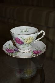 TUSCAN TEACUP
