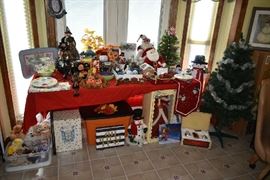 HOLIDAY DECOR-EASTER/HALLOWEEN/CHRISTMAS