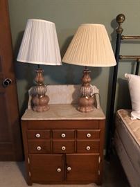 Dry sink with marble top and splash Pair of vintage MCM pottery lamps