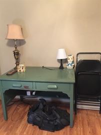 green desk